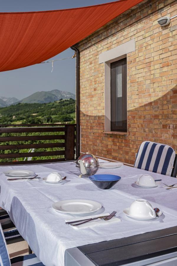 Bed and Breakfast Casa Friano Amandola Экстерьер фото